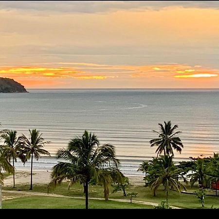 Apto Beira Mar Pe Na Areia Caraguatatuba Exterior photo